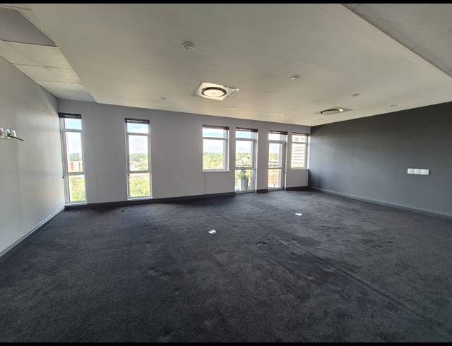 421M² OFFICE TO LET IN SANDTON CENTRAL